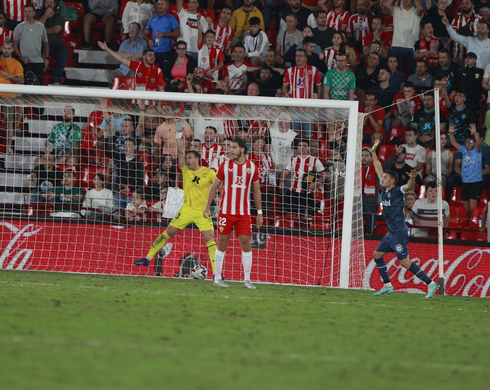 Imágenes del partido de fútbol U.D. Almería-Girona F.C.