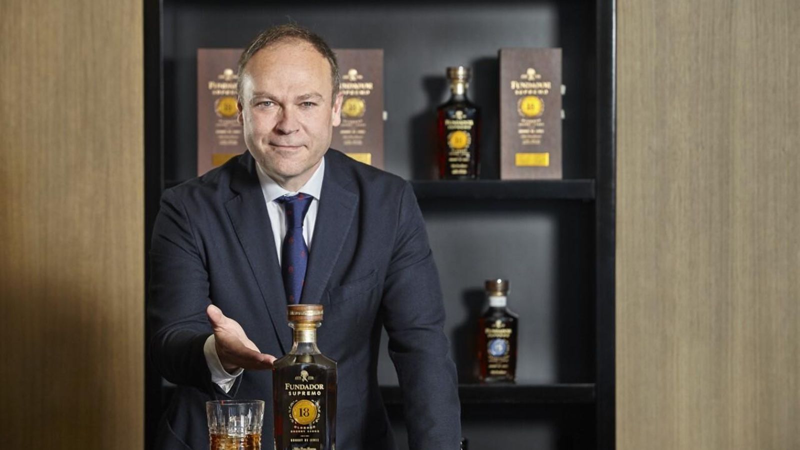 Ángel Piña, Chief Commercial & Marketing Officer de Emperador Distillers (Bodegas Fundador).