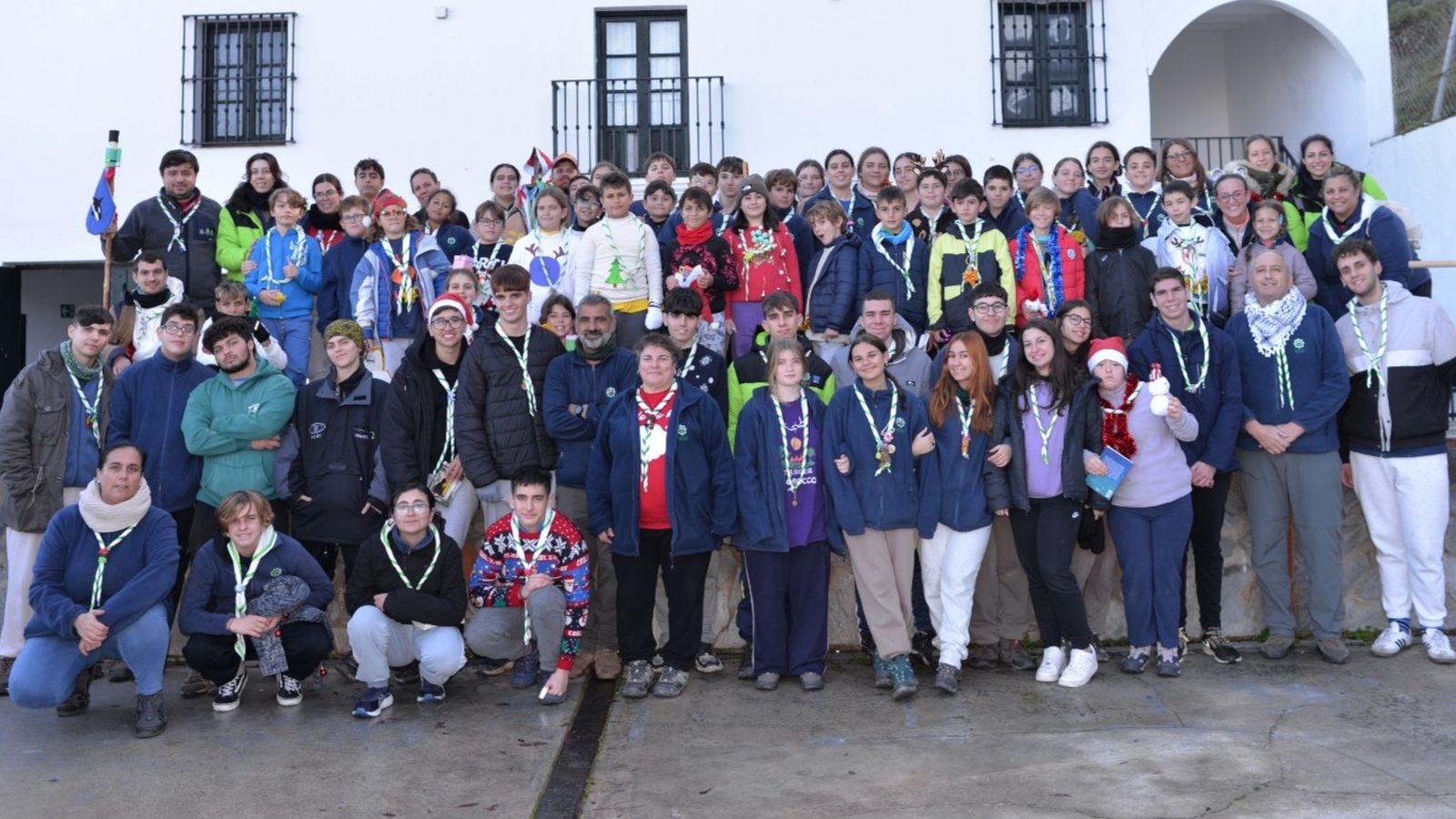 Participantes en el campamento de Navidad del grupo Eryteeia