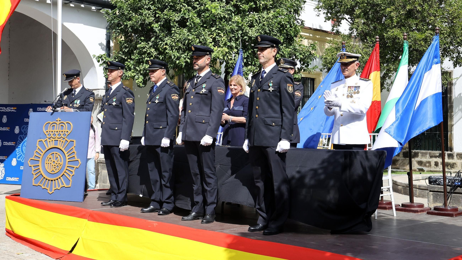 Imágenes del Día de la Policía Nacional en las Bodegas Fundador de Jerez