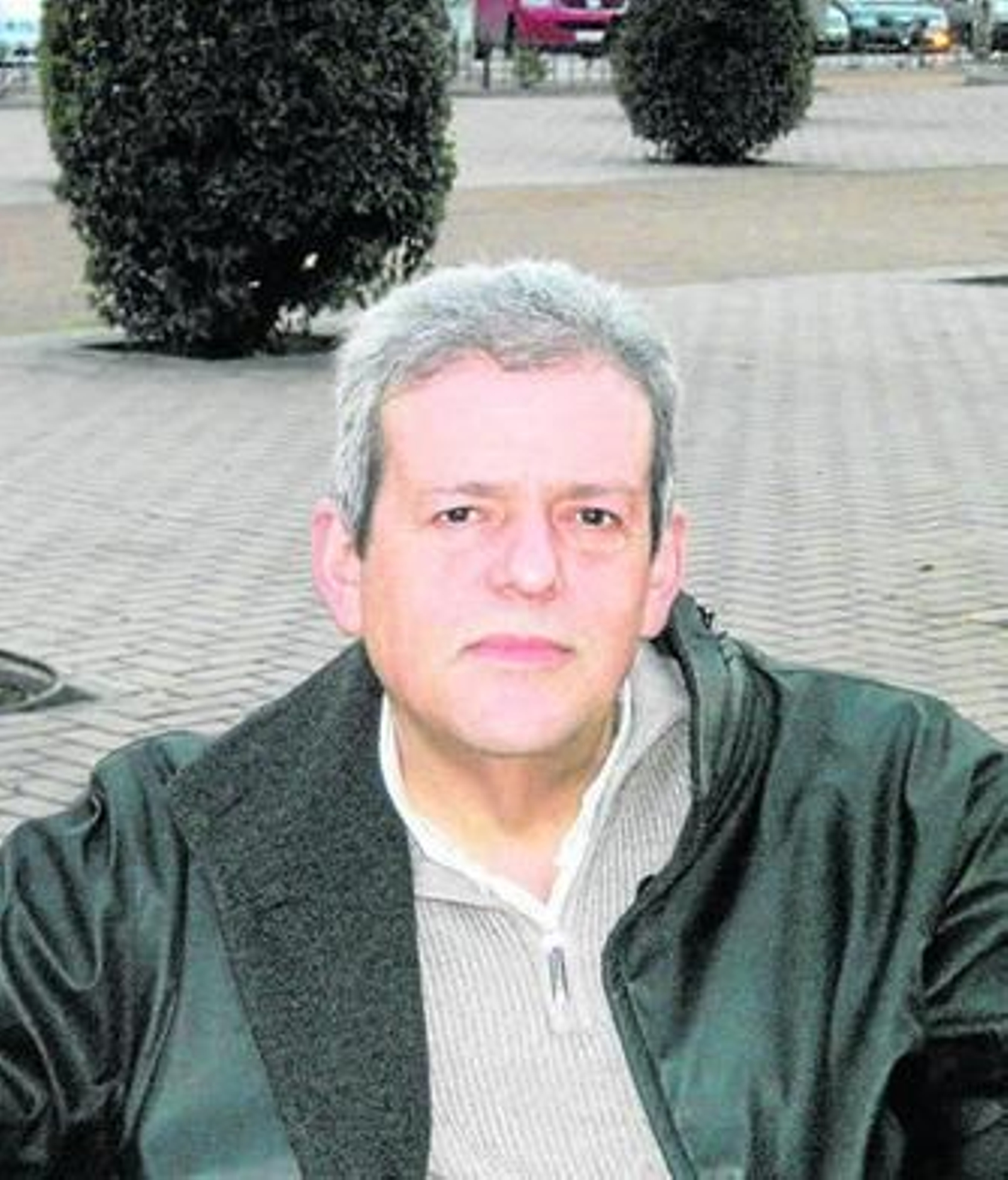 Antonio José López vive en la actualidad en Santander.