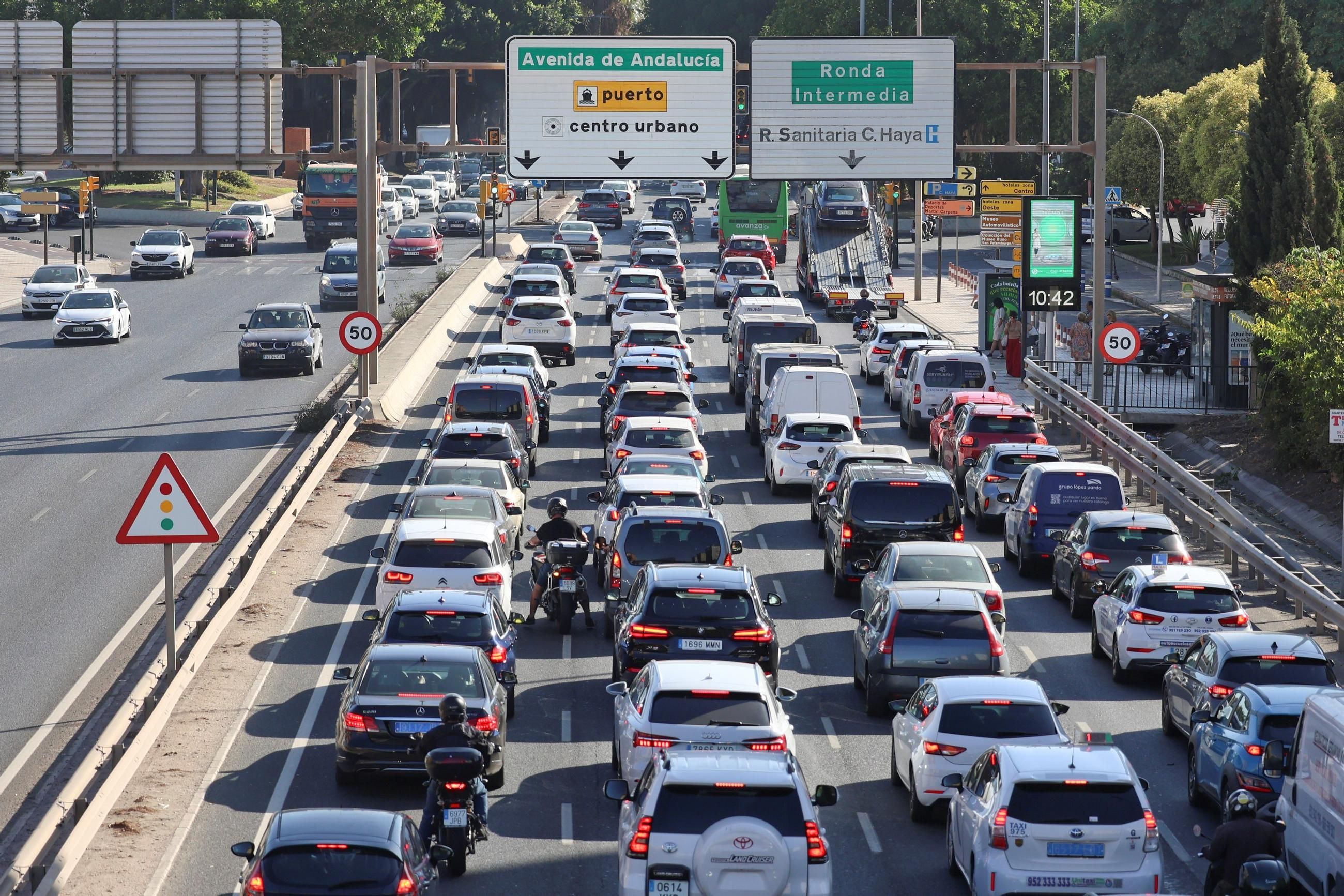 Малага готовится к праздникам: управление трафиком с 5 по 8 декабря