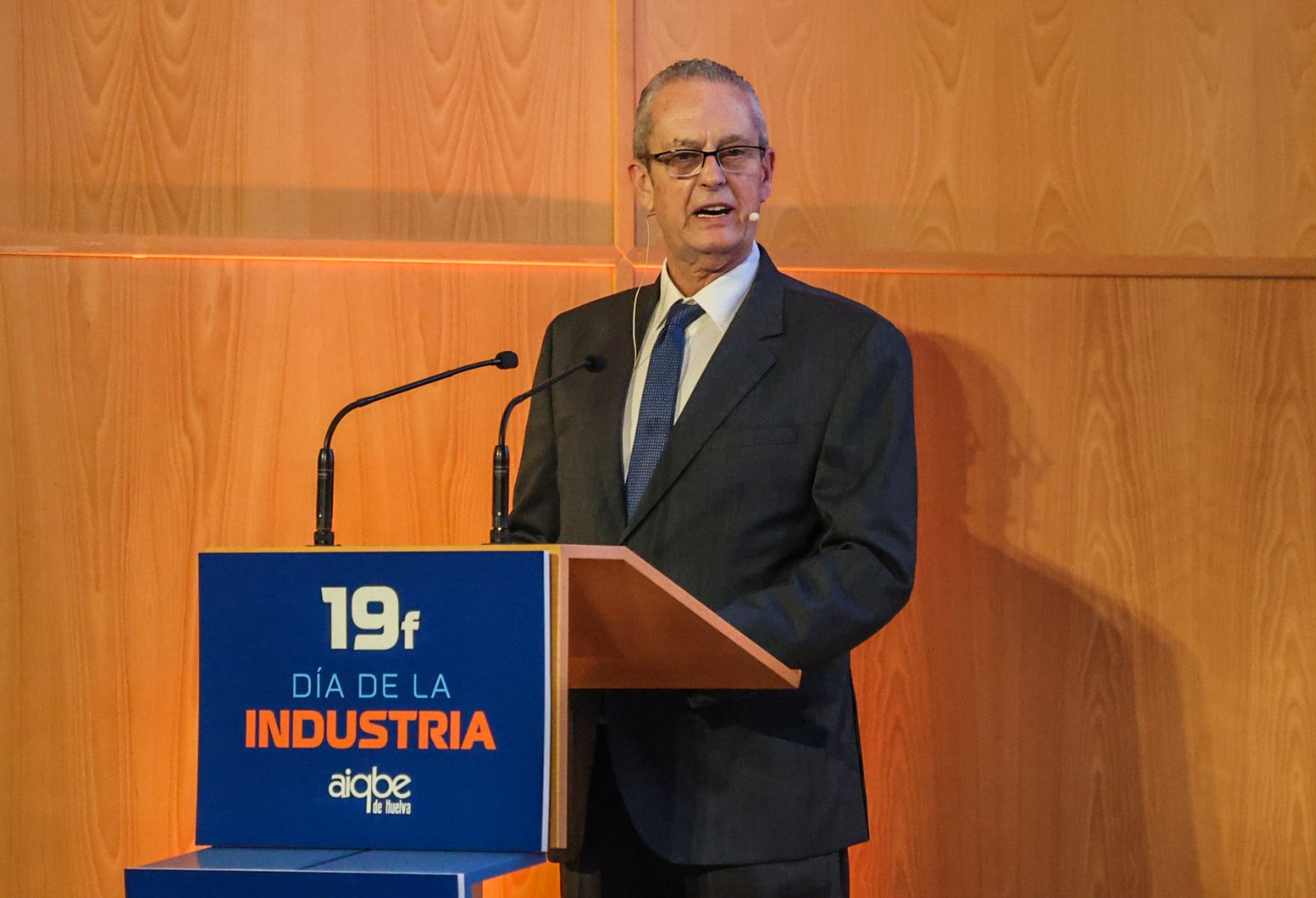 Fotografías del Día de la Industria en Andalucía 2026 y entrega el Premio Aiqbe a la Trayectoria Industrial a Juan Manuel Díaz del Valle