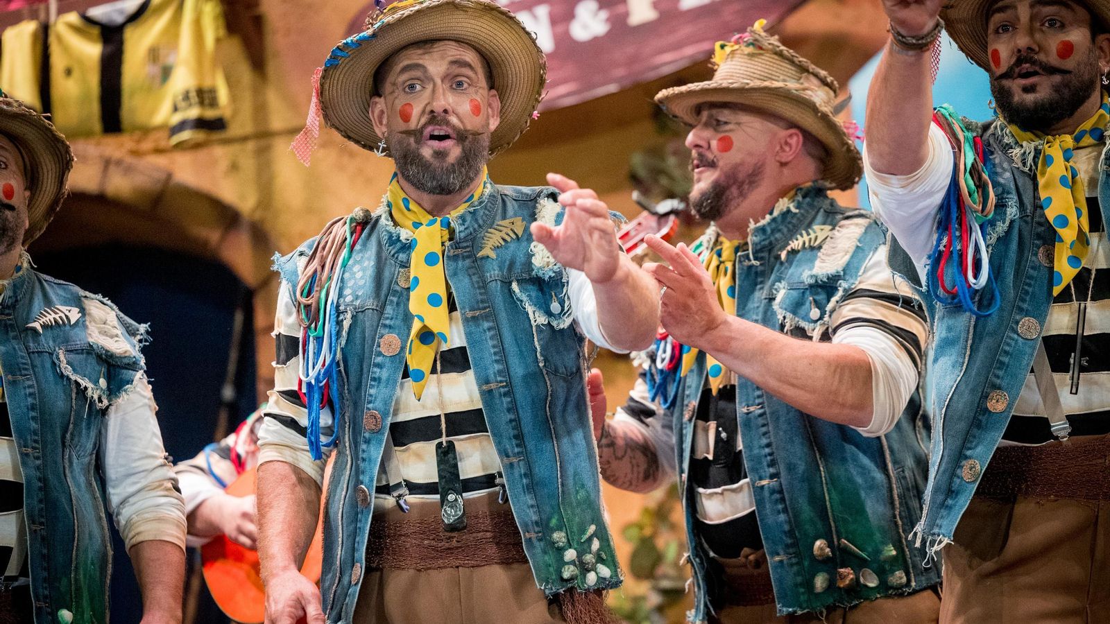 Búscate entre las mejores imágenes de la séptima sesión de cuartos de final del COAC 2025