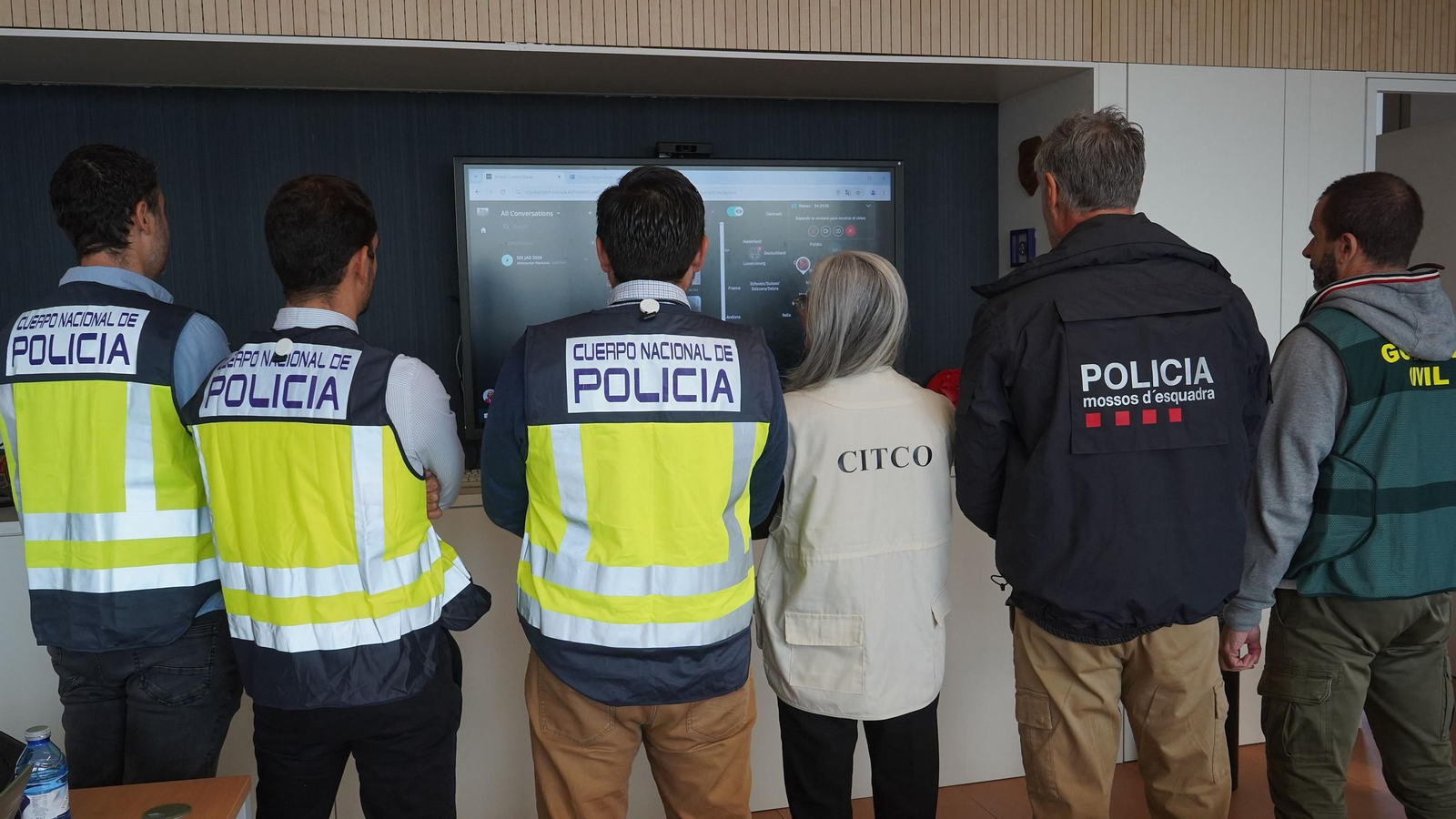 Casi 800 detenidos, 55 en España, en una operación europea contra el tráfico de migrantes, drogas y armas