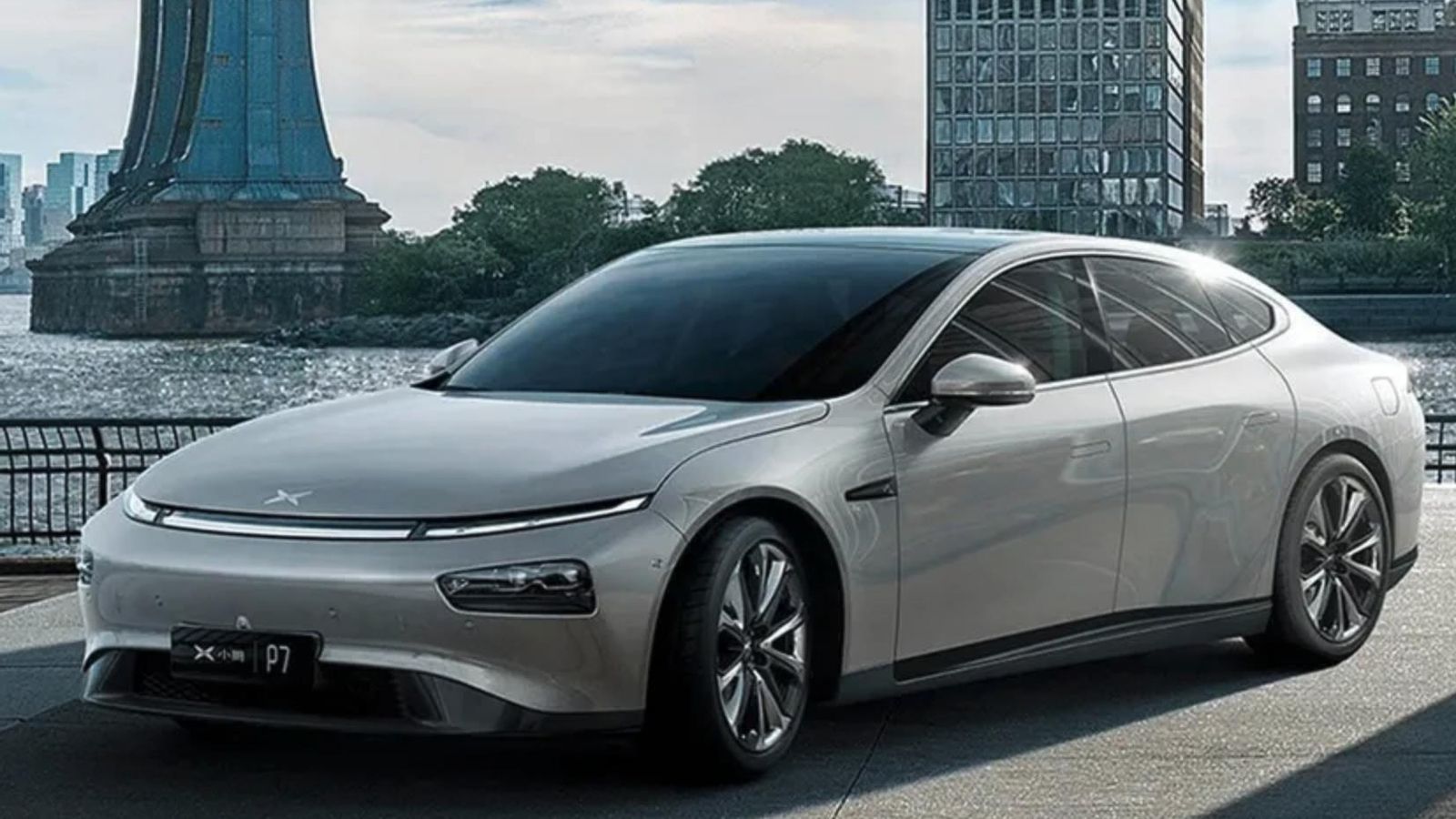 Las berlinas de origen chino como el P7 están animando un mercado que, con la llegada de los SUV, parecía destinado a ser marginal.