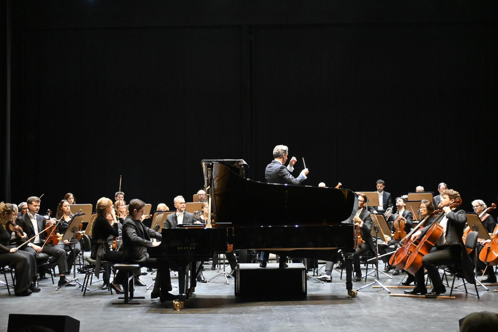Imágenes del concierto de Perianes en la Casa Colón