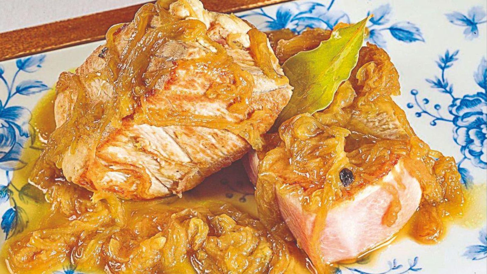 Atún encebollado Atún encebollado