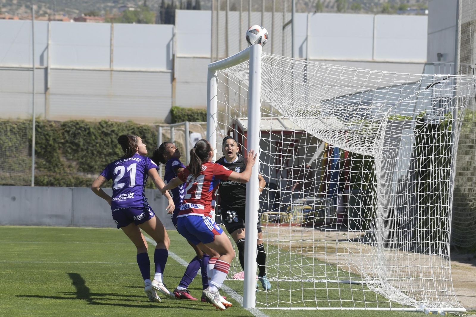 Las mejores imágenes del Granada femenino - UD Granadilla Tenerife 'B'