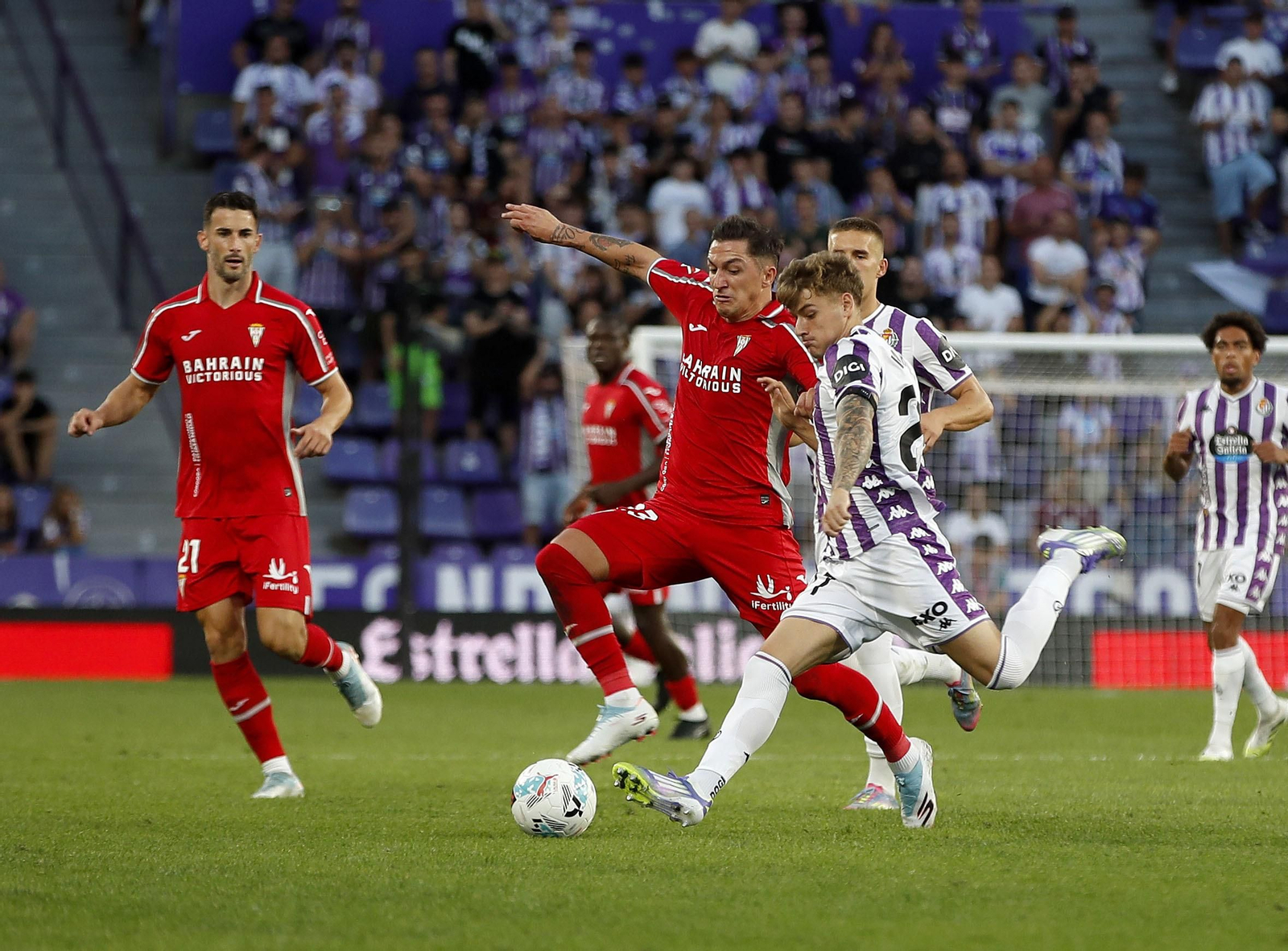 Las mejores fotos del ambiente en el José Zorrilla para el Real Valladolid - Córdoba CF