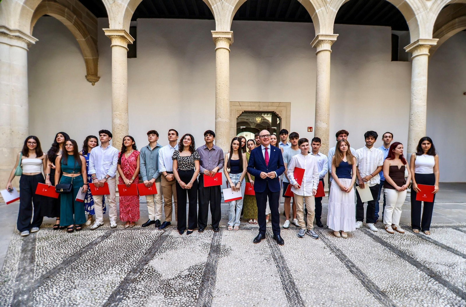 Así ha reconocido la Universidad de Granada al estudiantado con mejor puntuación en la PAU