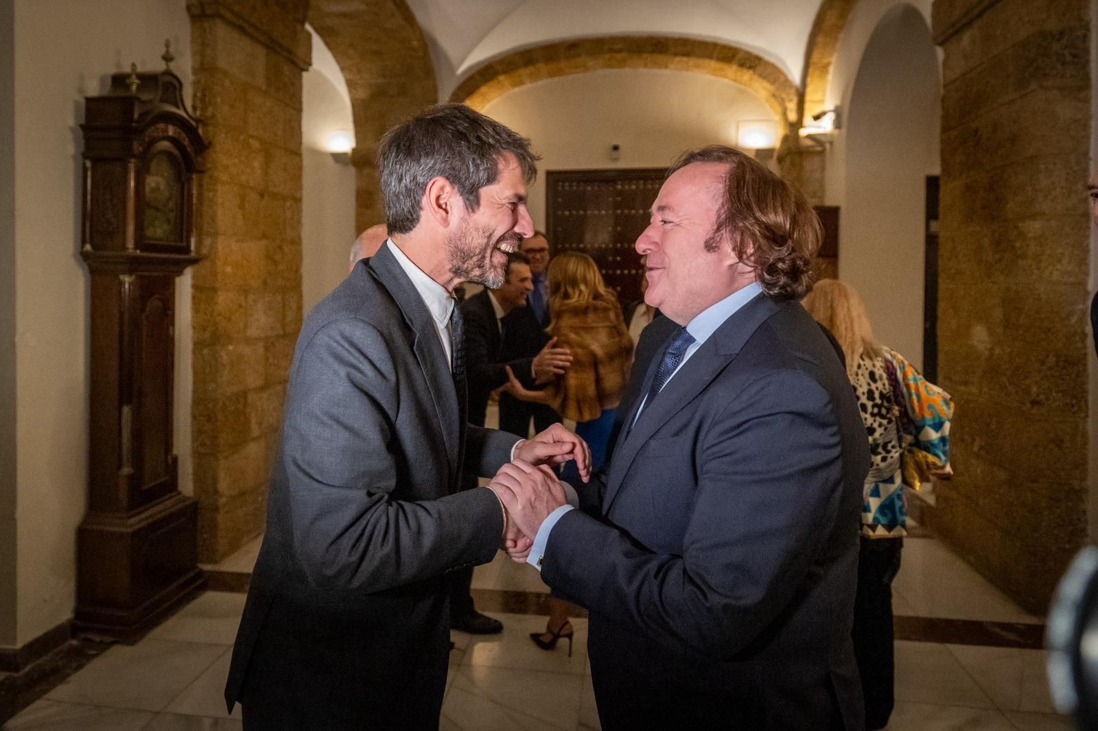 Las imágenes de la cena de los premiados con la Medalla de Oro de las Bellas Artes en la Diputación de  Cádiz