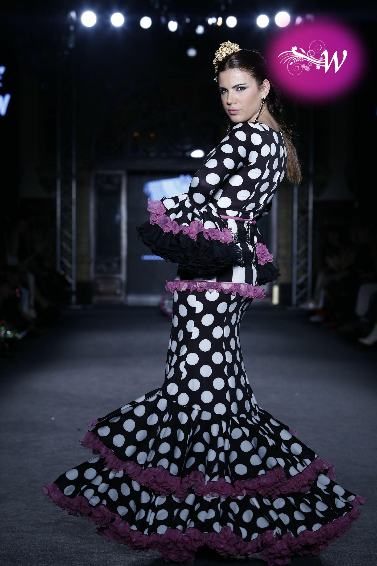 El abanico artesanía expone su colección 2020 en un desfile en We Love Flamenco, todas las fotos