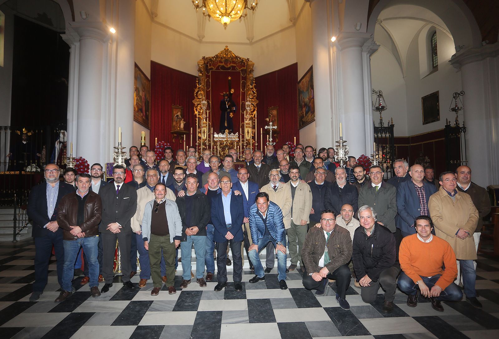 Imagenes de la misa de acción de gracias por el aniversario de la cuadrilla de costaleros
