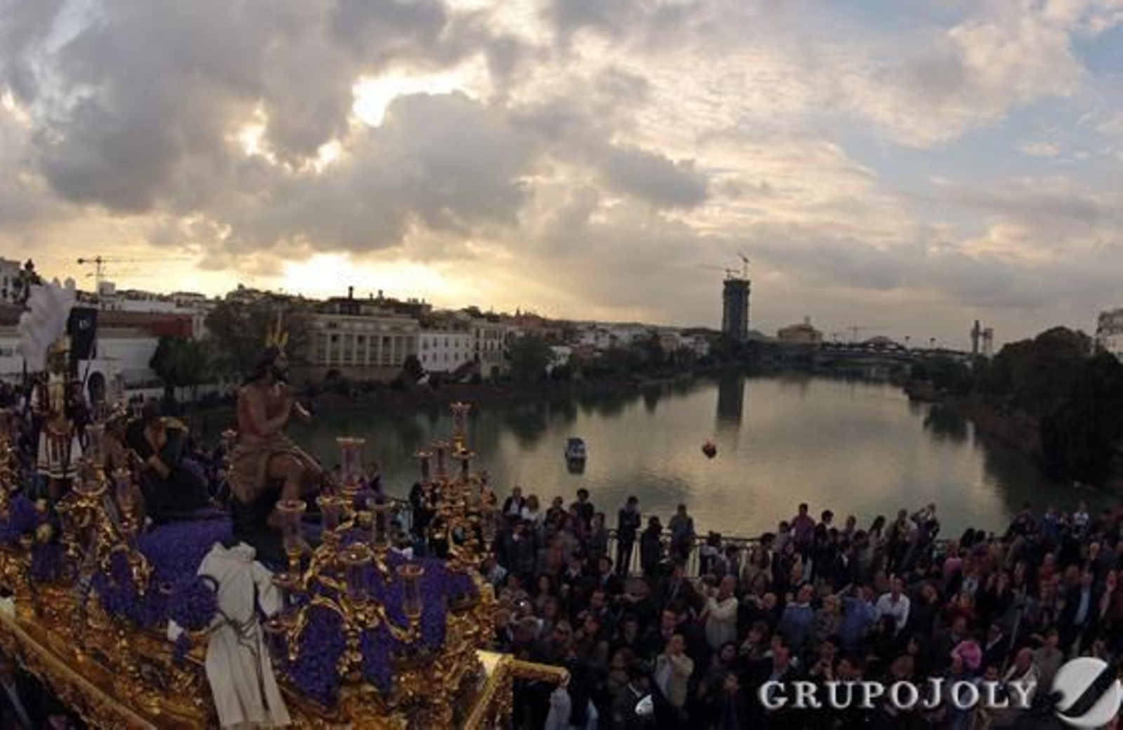 Autor: Antonio Pizarro