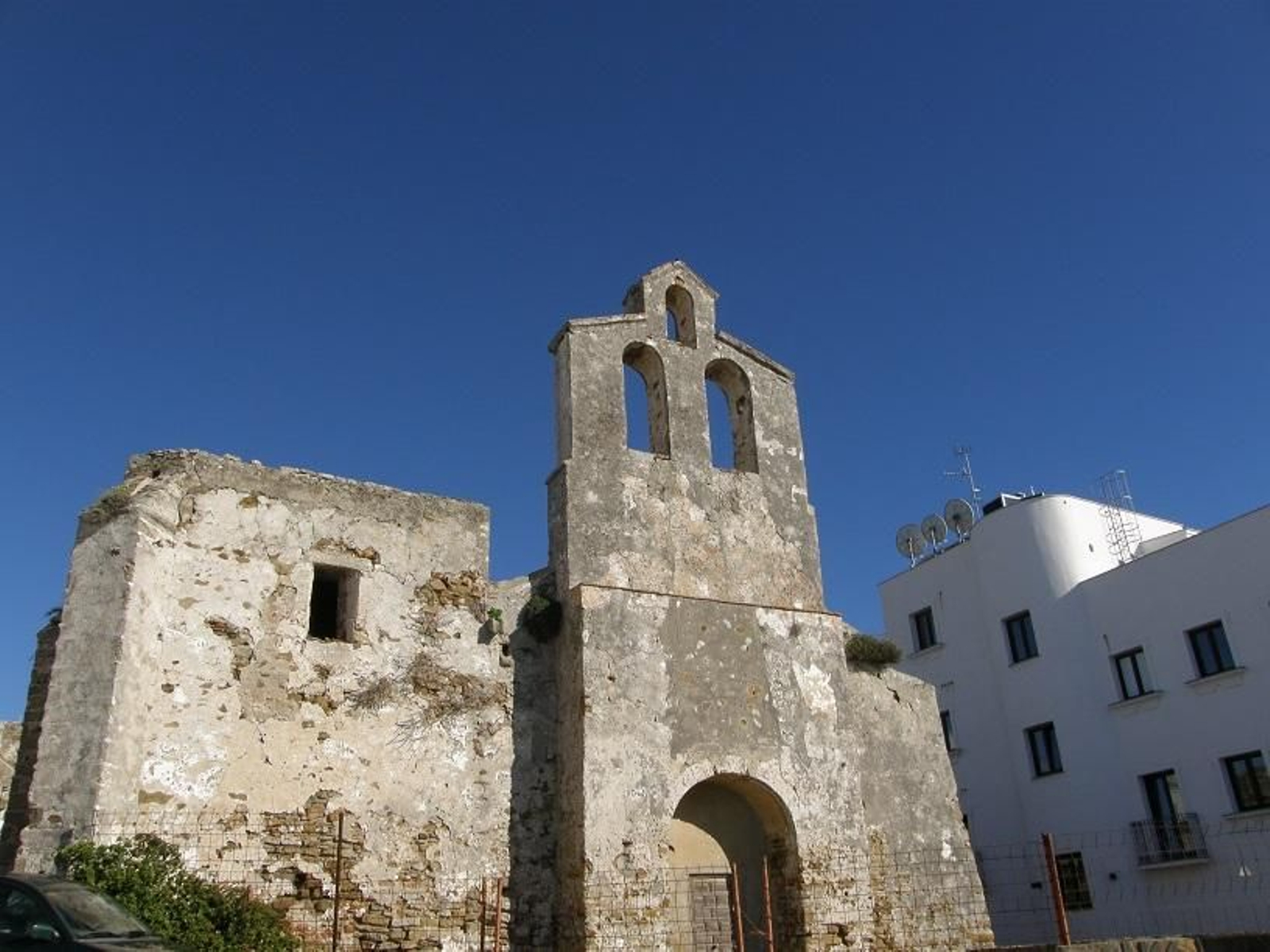 La iglesia de Santiago, en Tarifa.