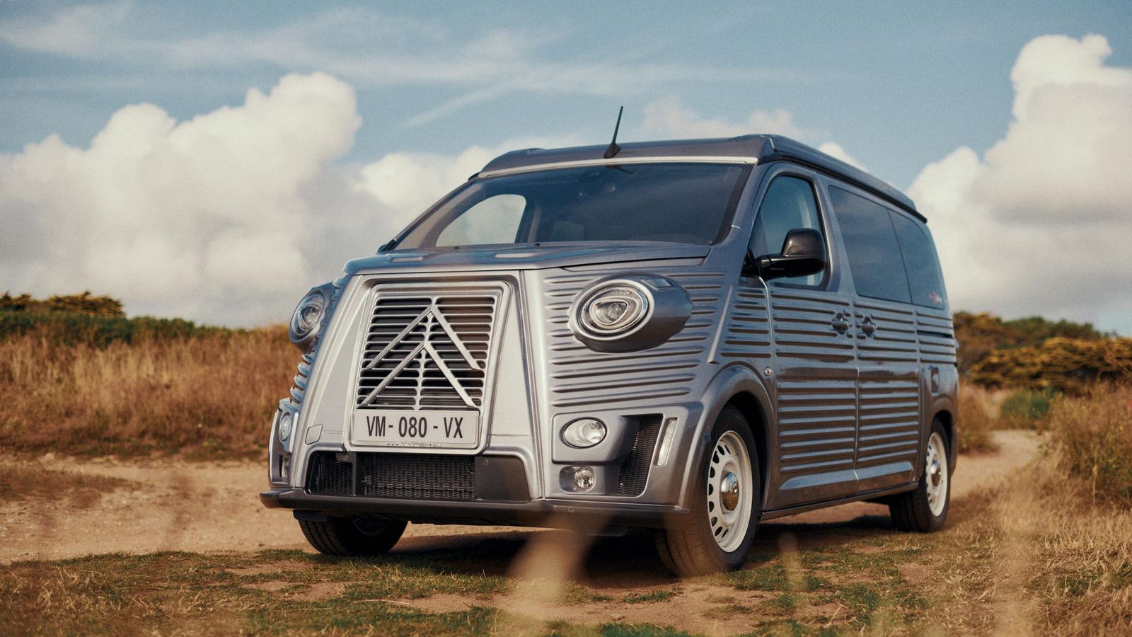 Este Citroën forma parte de una oferta integral de cámper que estará disponible en la red de concesionarios de la marca.