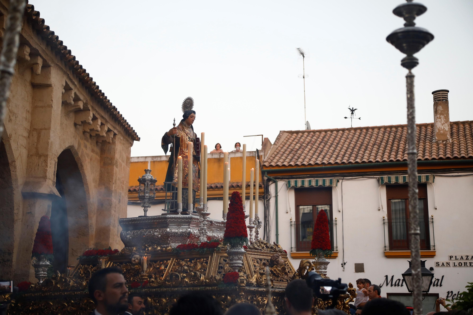 La procesión de San Lorenzo Mártir en Córdoba, en imágenes