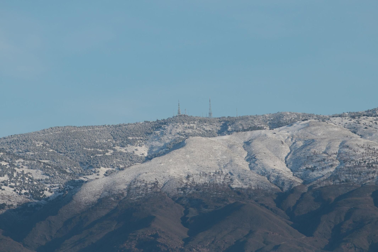 La nieve cubre de blanco la Alpujarra Almeriense