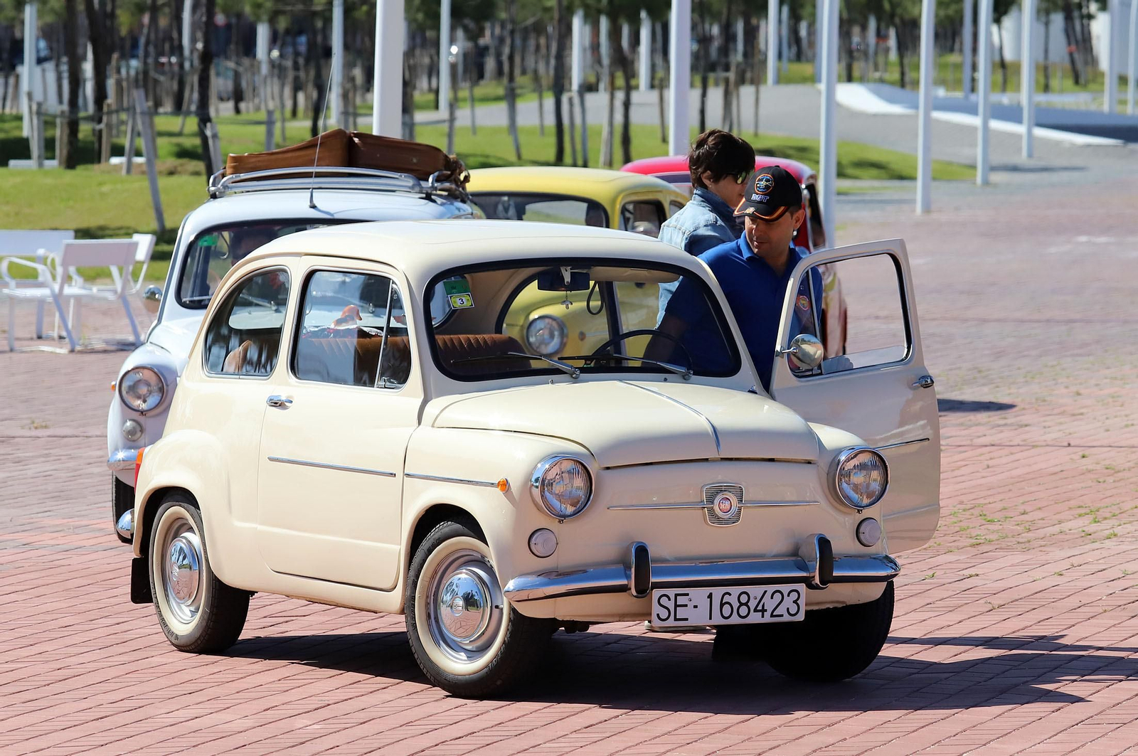 Imágenes de la concentración del Club Seat 600