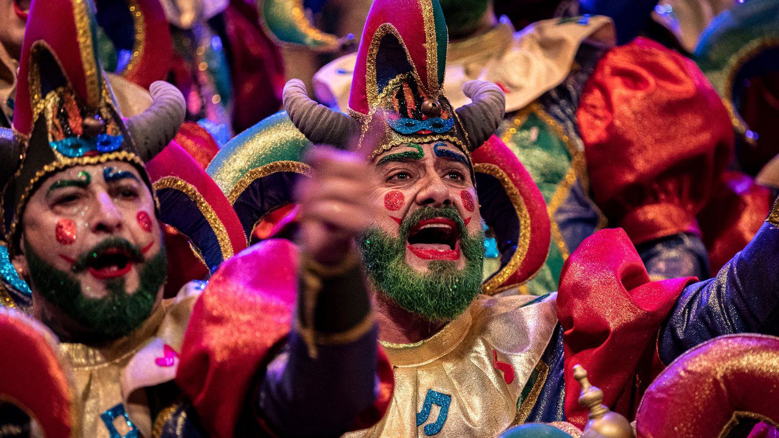 Búscate entre las mejores imágenes de la primera sesión de semifinales del COAC 2025