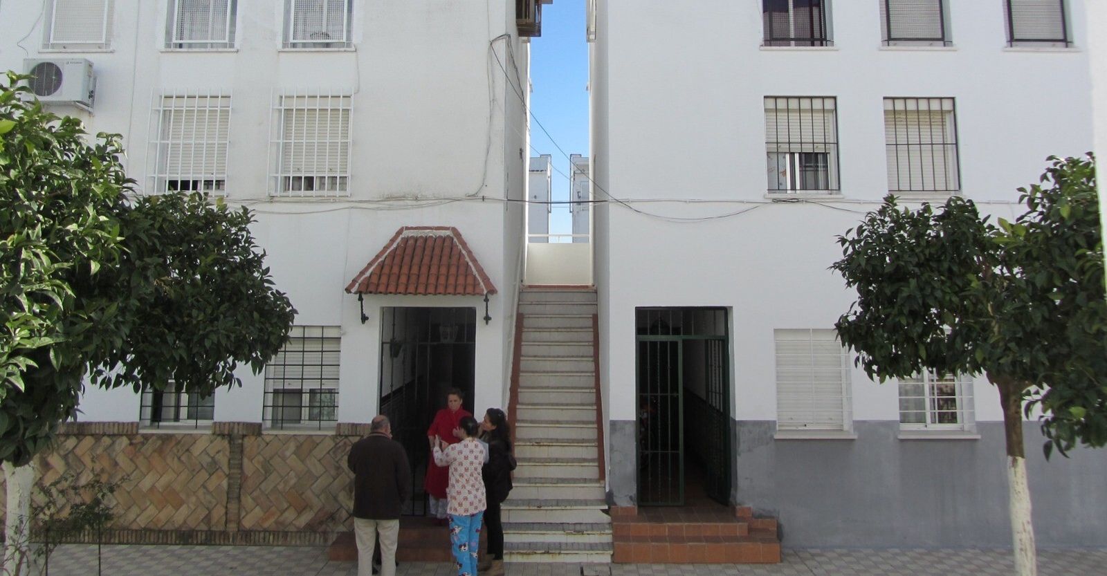 Viviendas públicas de la barriada Las Viñas de Lora del Río