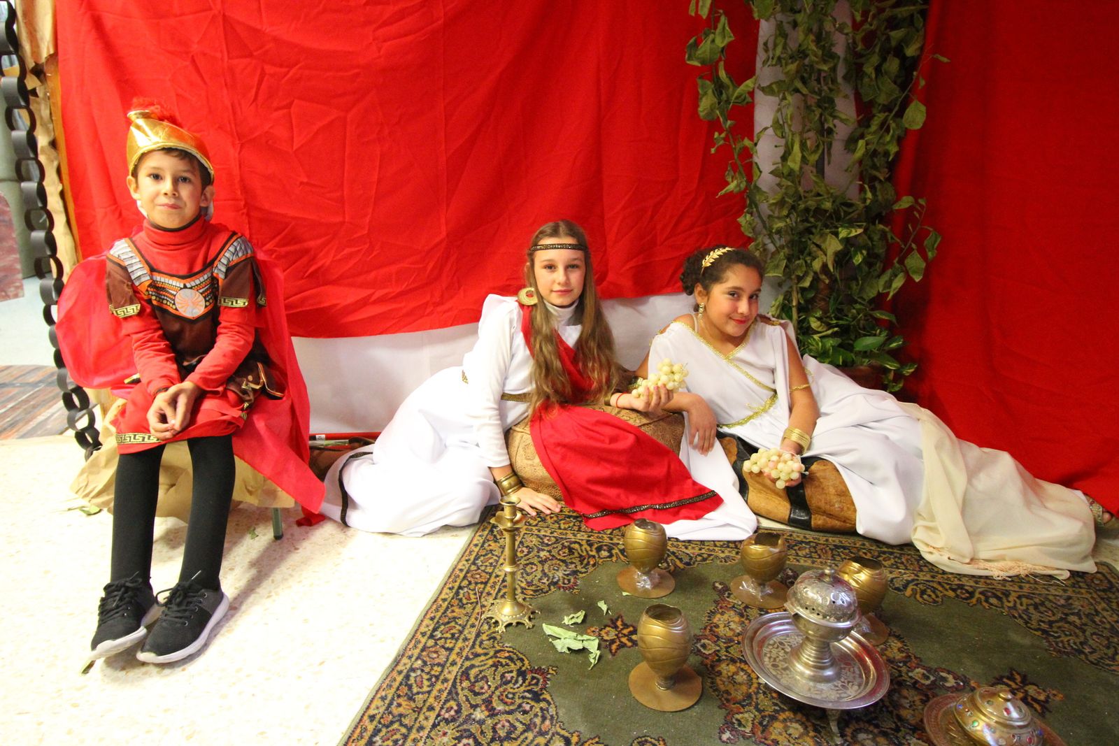 Imágenes del Belén viviente del colegio 12 de Octubre y la AMPA