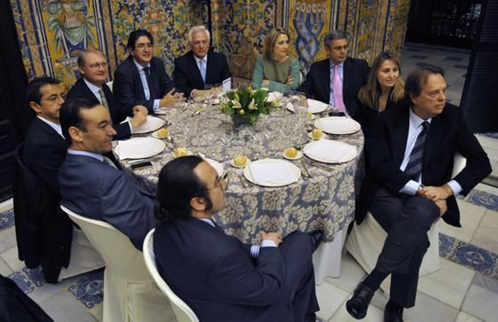 Alfonso Pedrosa, Fernando Casas, Pablo Carrasco, Joaquín López-Sáez, José Joaquín Gallardo, Juan Guerrero, Carmen González, Juan Carlos Blanco, Eva Suárez y José Carlos Picchi.

Foto: Antonio Pizarro / Juan Carlos Vázquez / Victoria Hidalgo / Manuel Gómez