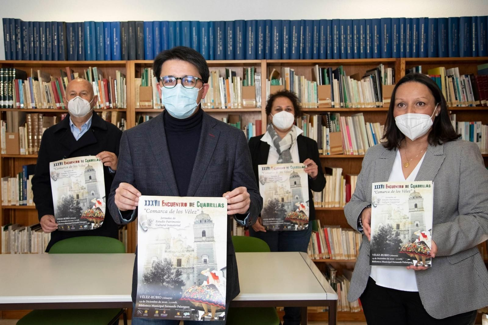 Cristóbal Salvador, Manuel Guzmán, Ana Molina Torrecillas y Conce Pérez presentando el Encuentro.