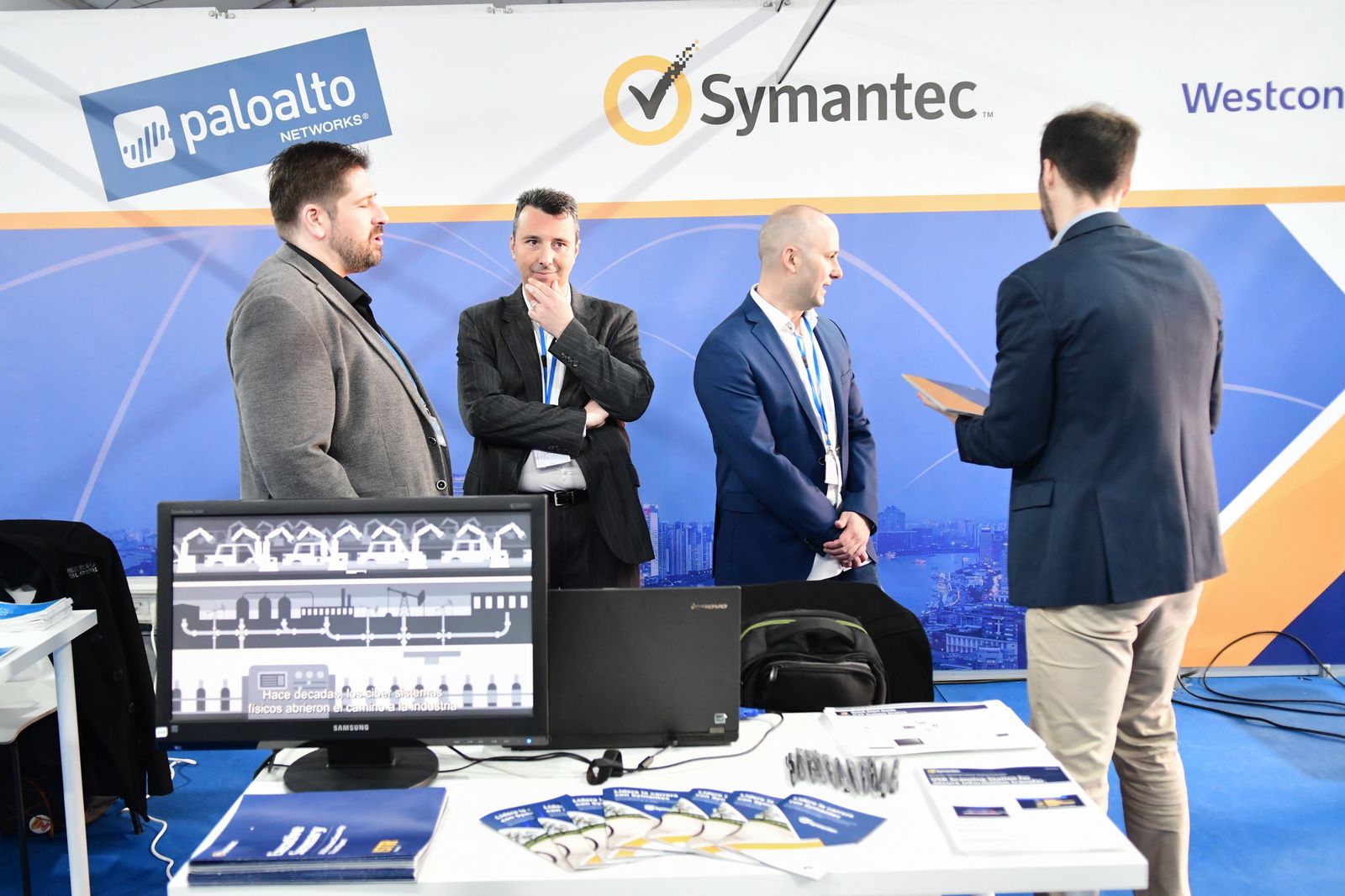 Las imágenes de la Jornada On Industry-I Encuentro Profesional de la Industria 4.0