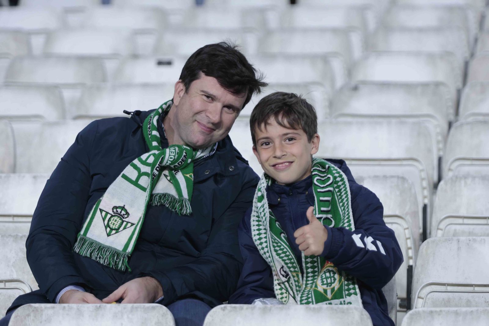 Búscate en las gradas del Villamarín