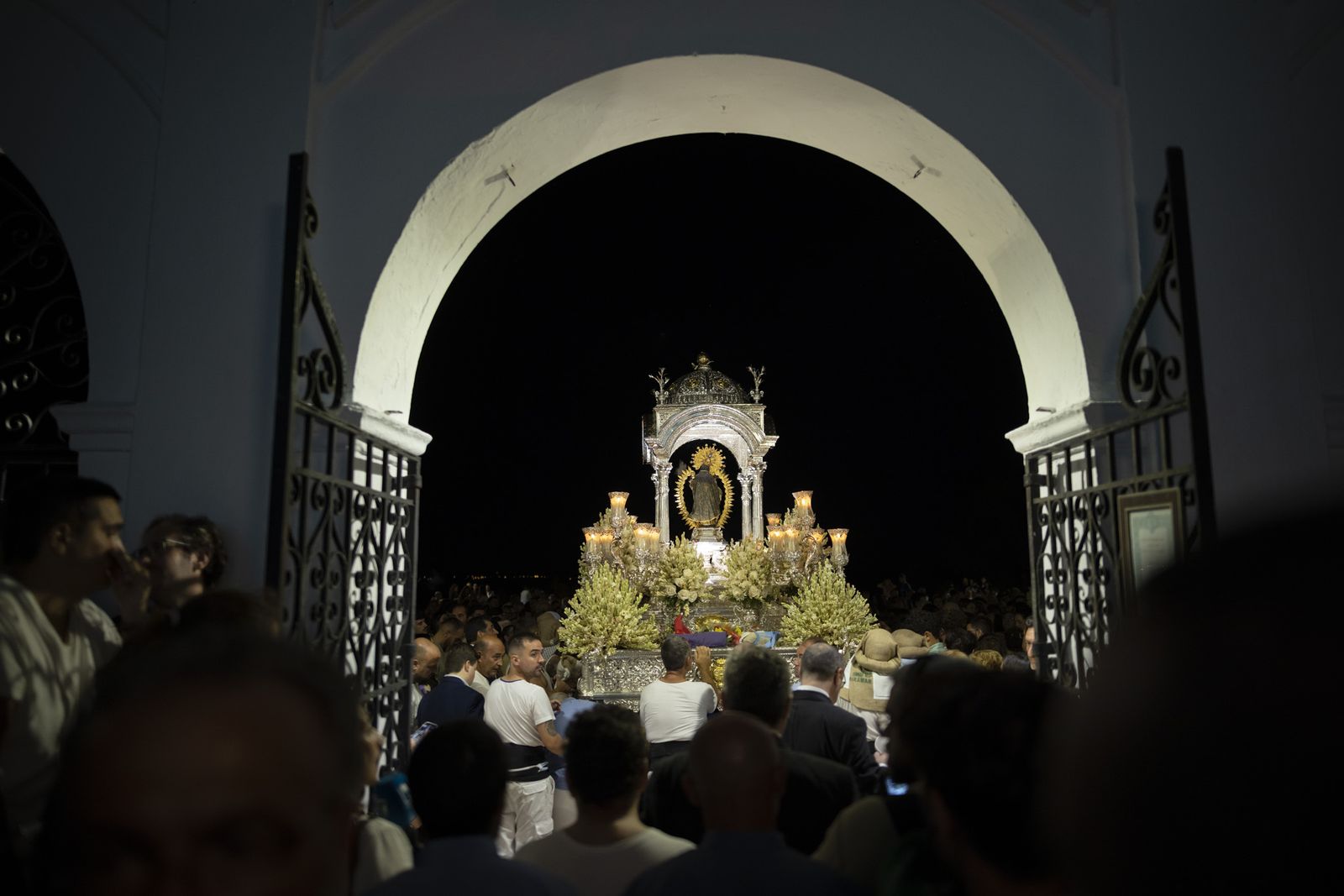 Imágenes de la recogida de la Virgen de la Cinta 2022