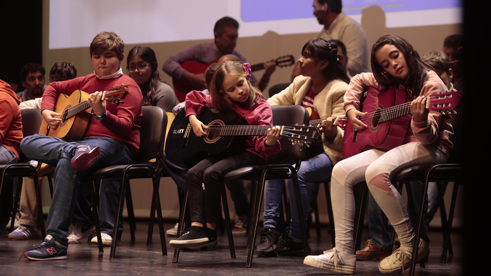 Las fotos del acto homenaje a Paco de Lucía  "Guitarras al cielo"