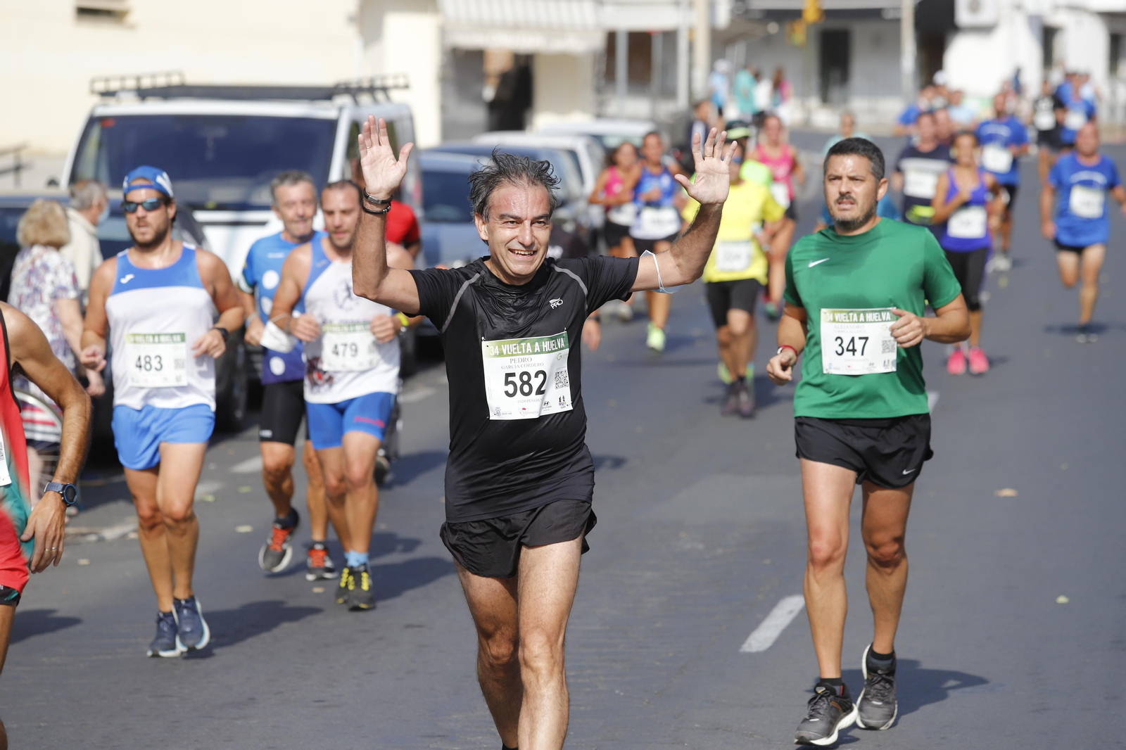Las imágenes de la vuelta a Huelva de atletismo