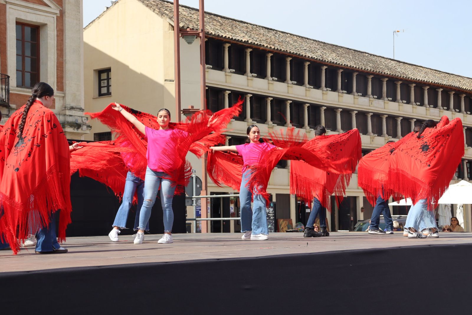 'Flashmob' en La Corredera por el Día Internacional de la Danza