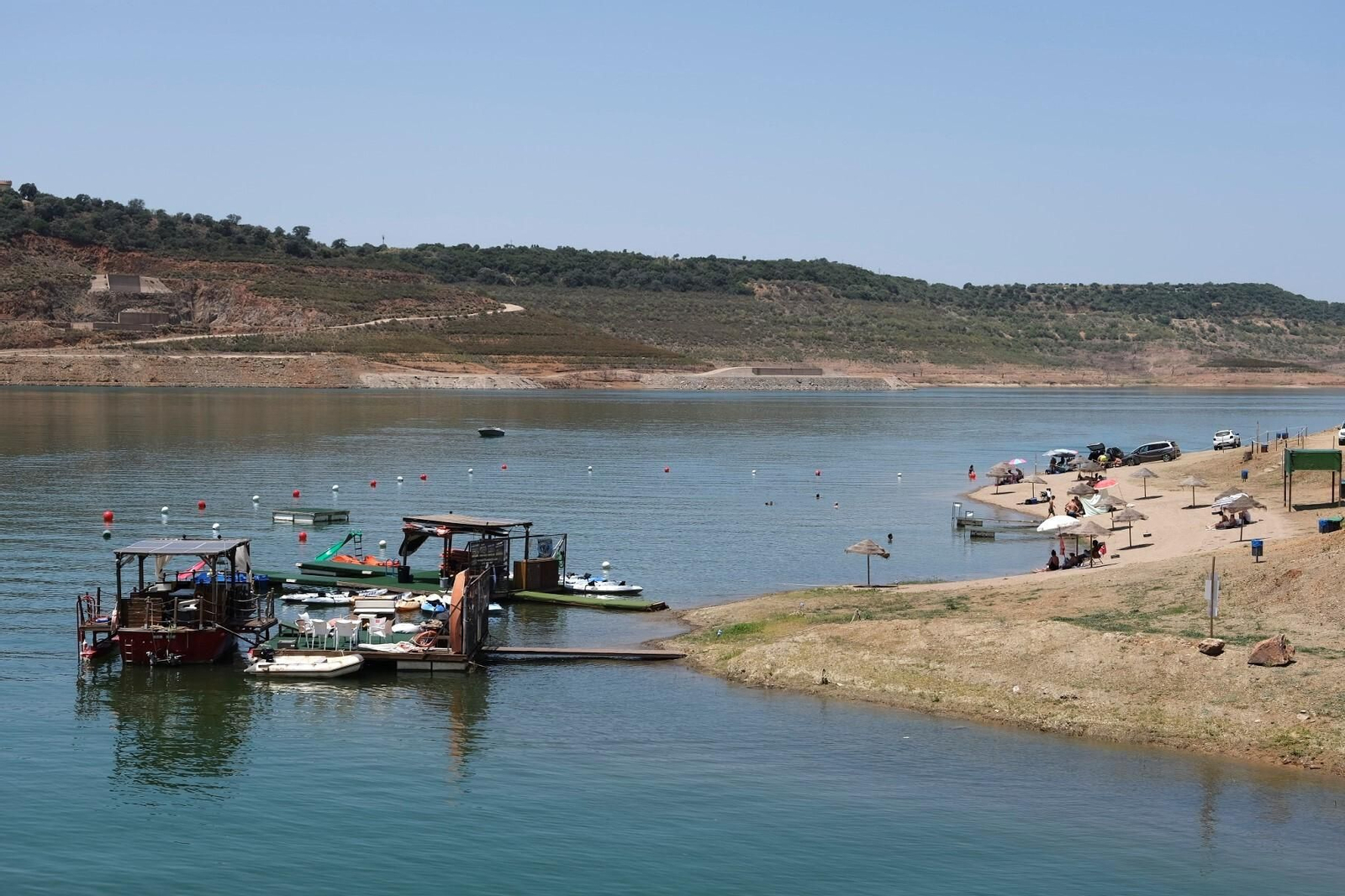 La playa de La Breña II de Almodóvar del Río, en imágenes