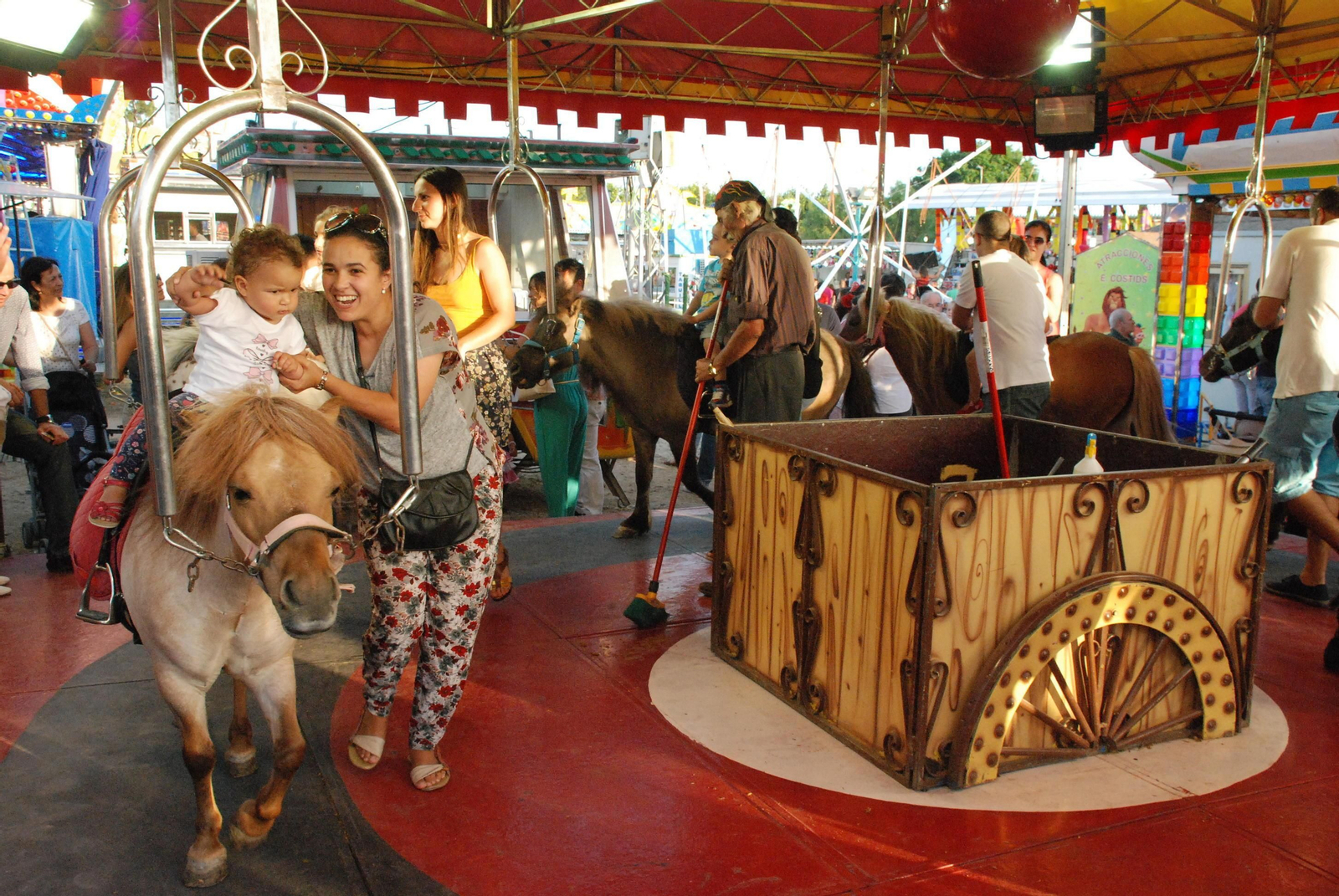 Así ha cambiado la Feria de Puerto Real en los últimos 30 años
