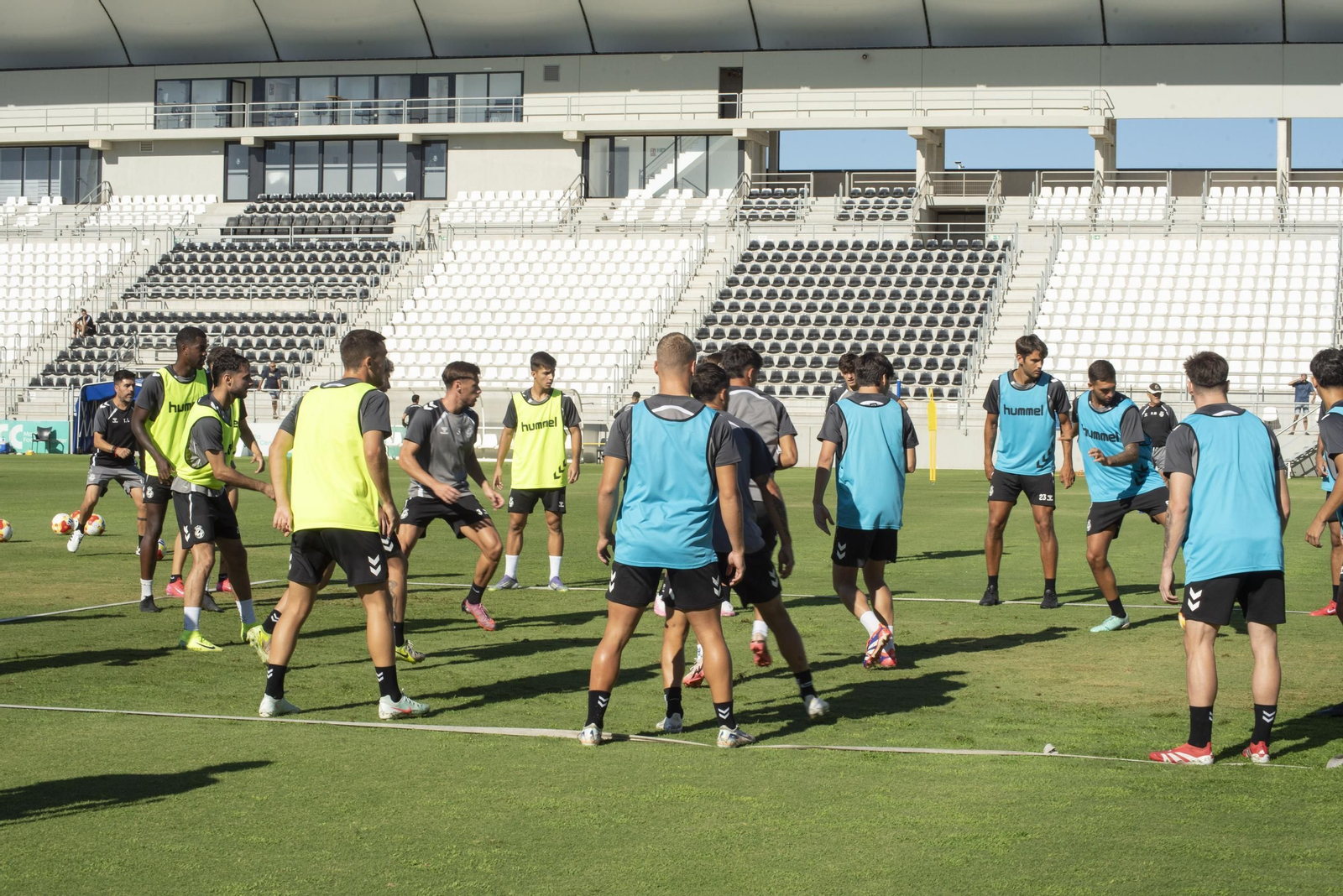 Las fotos del entrenamiento de la Balona del miércoles previo al estreno liguero