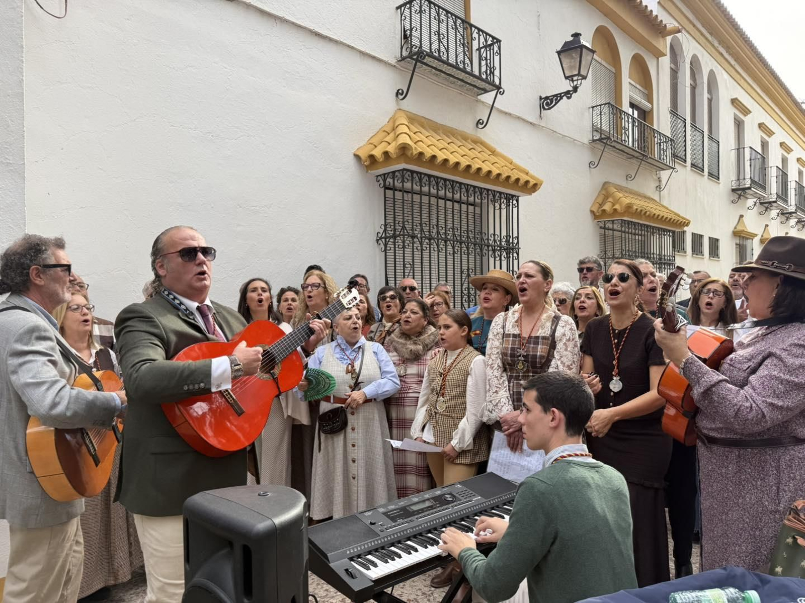 Las mejores imágenes de la peregrinación extraordinaria de Emigrantes a la aldea de El Rocío
