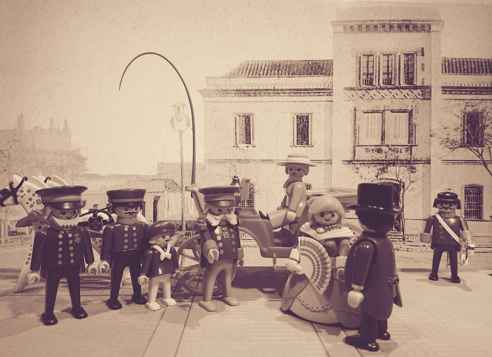 La historia de La Línea, a través de figuras de Playmobil