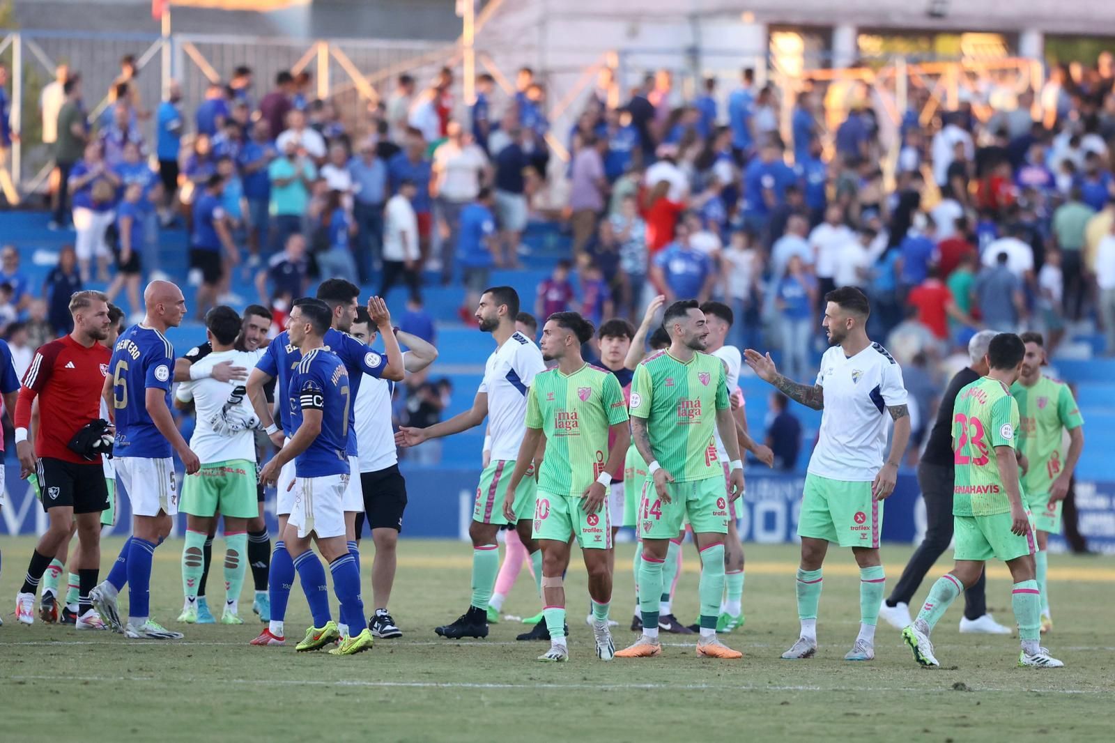 Así celebró el Málaga CF el triunfo en Linares