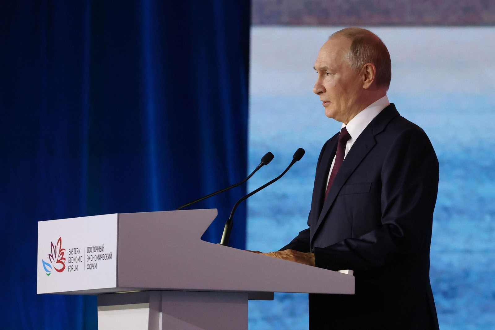 Vladimir Putin interviene en el Foro de Vladivostok.