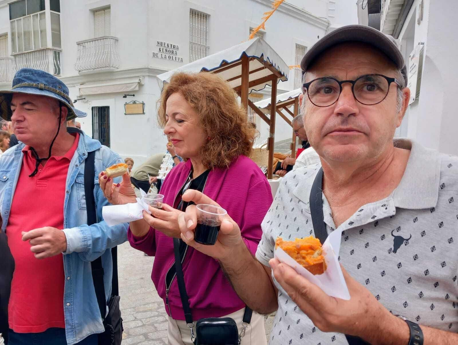 Las imágenes del Día de Lomo en manteca en Vejer: un sabroso plan en uno de los pueblos bonitos de Cádiz