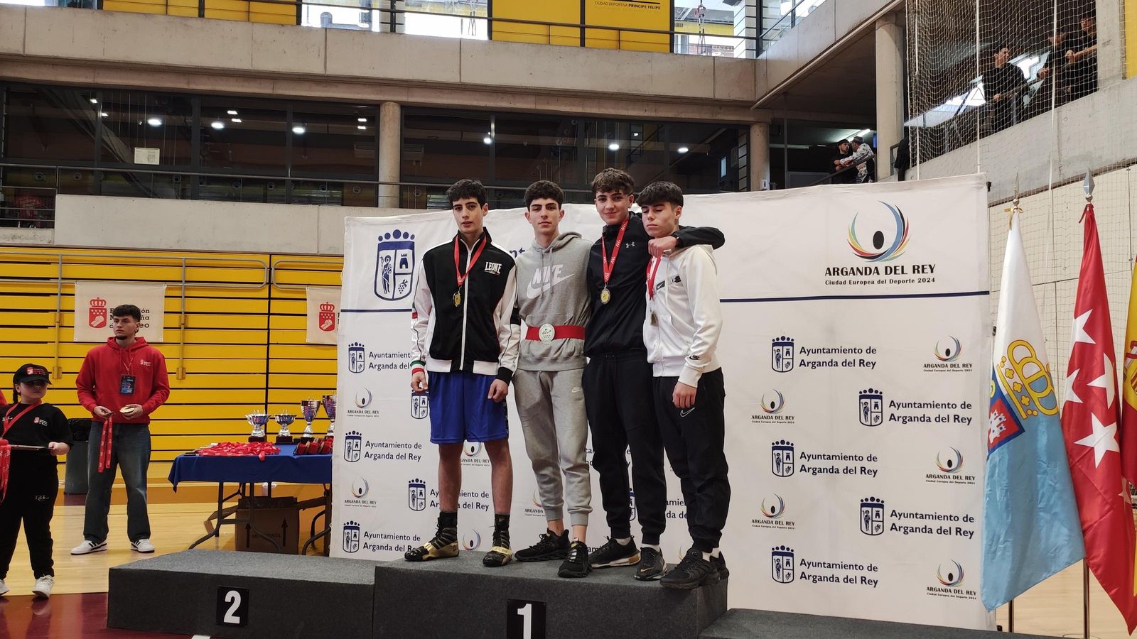 Izan Montava, en el primer cajón del podio.