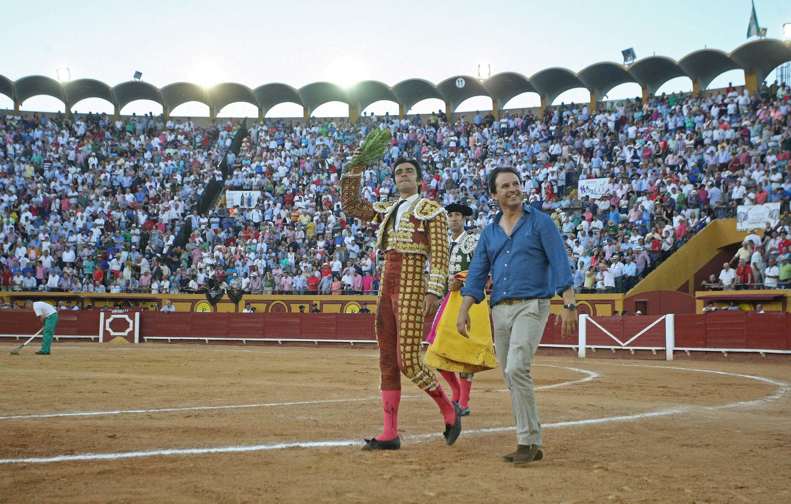 Las imágenes de la reaparición de José Tomás en Algeciras