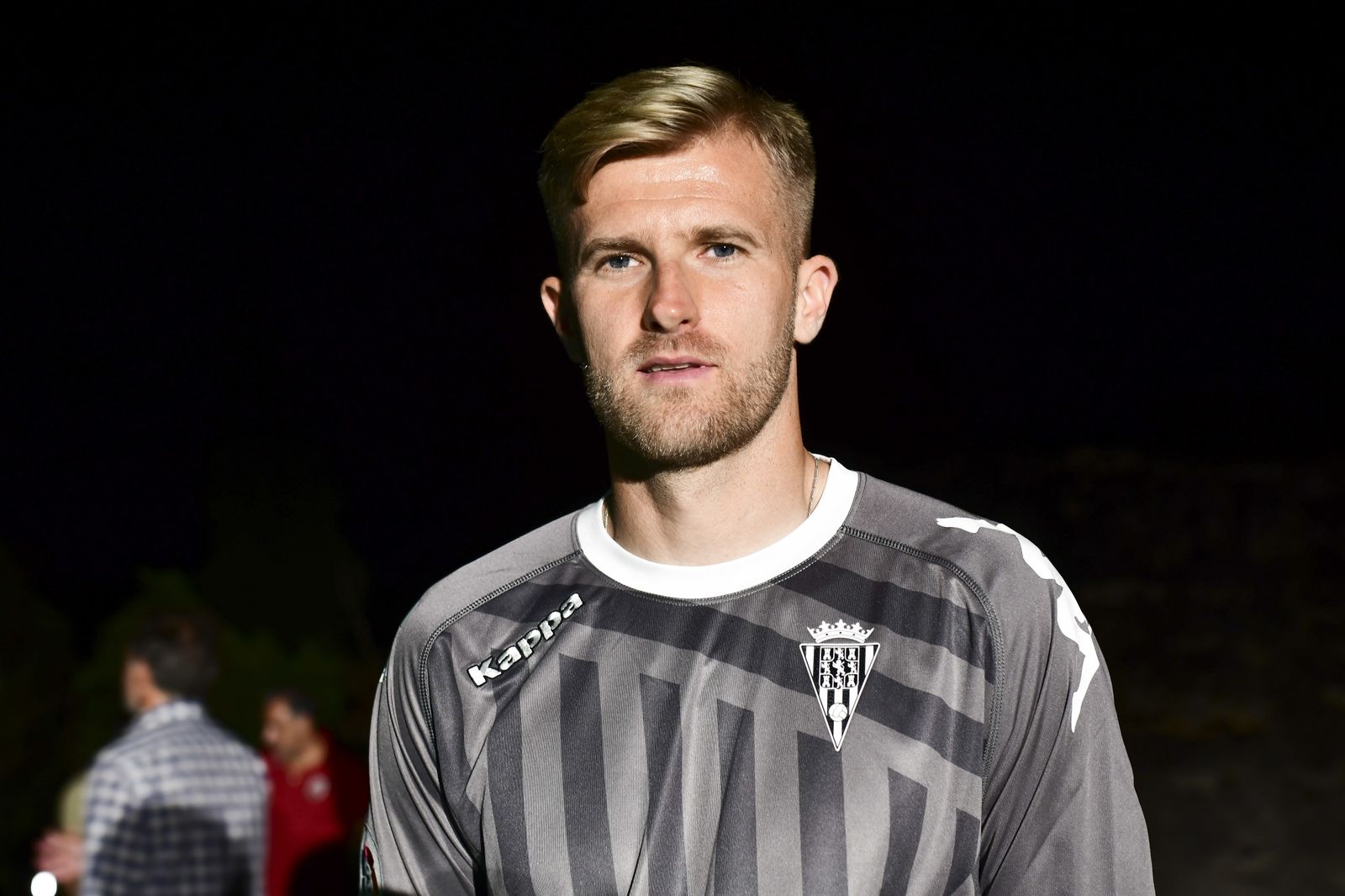 El Córdoba CF presenta sus nuevas camisetas en Medina Azahara