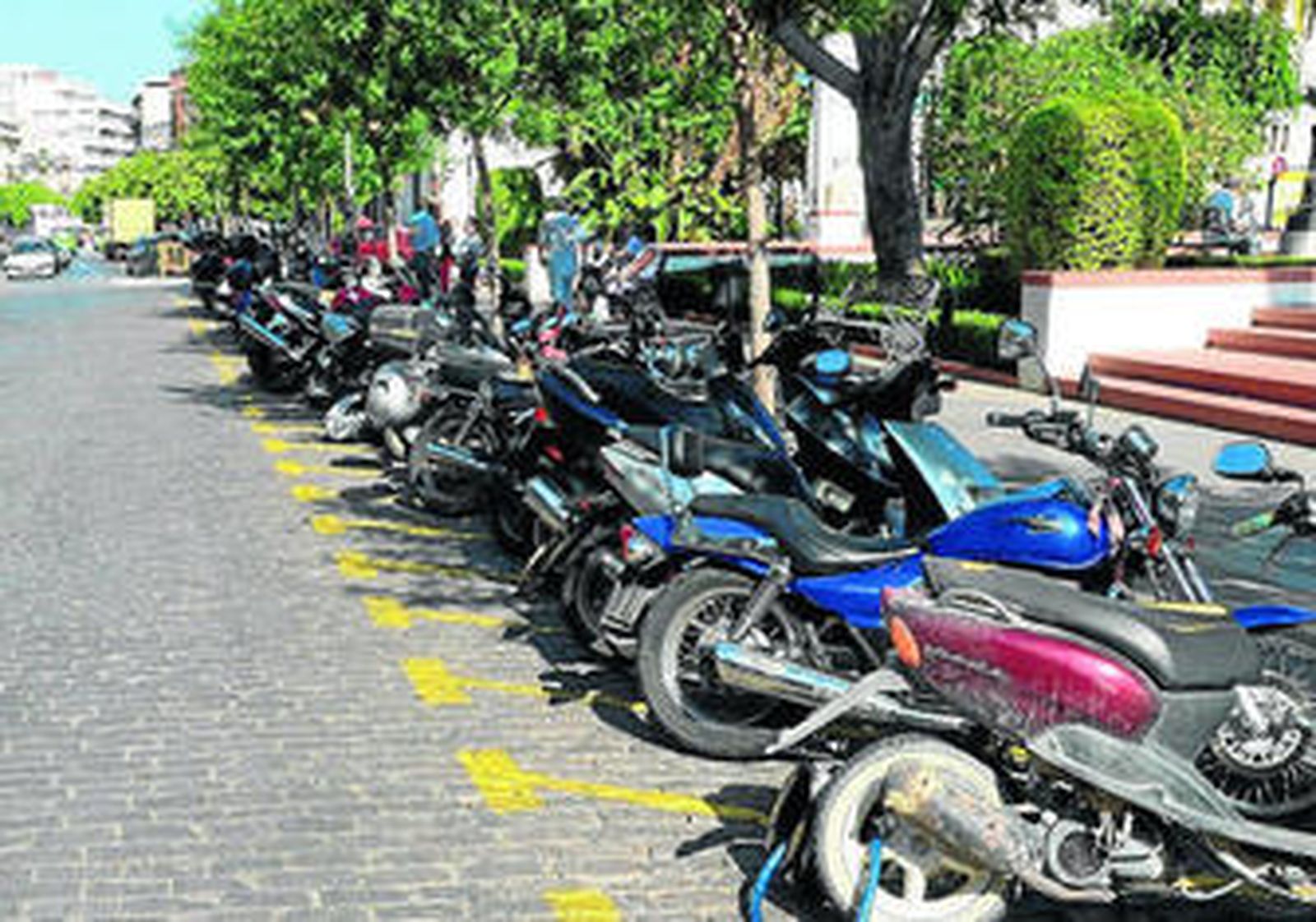 Imagen actual de la bolsa de aparcamientos de motocicletas y ciclomotores en Las Angustias.