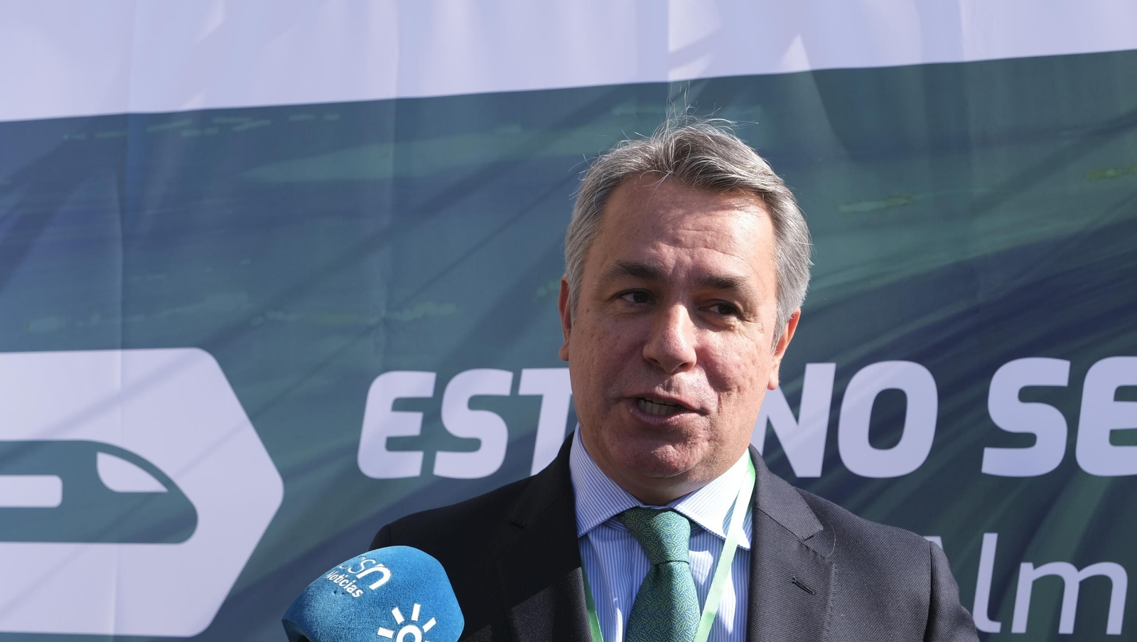 Fotogalería acto reivindicación del AVE en Vera. Almería