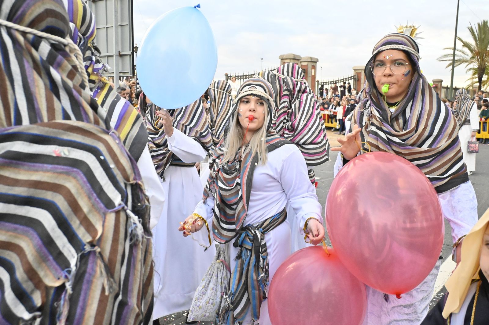 Las mejores fotografías de la llegada de los Reyes Magos a Huelva