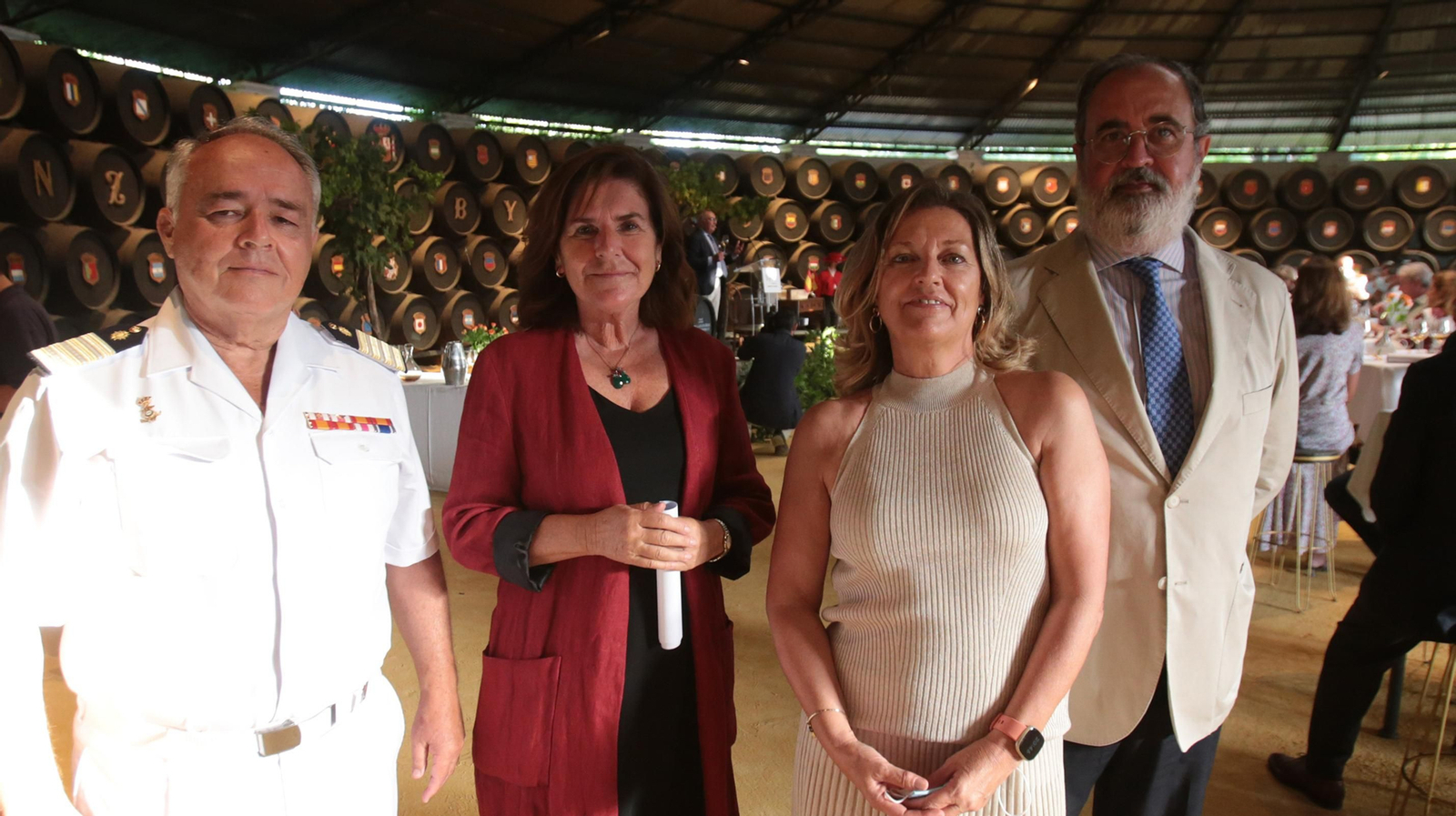 Manuel Pérez, María José Garrucho, Lucía Boado y Gabriel González-Gordon. González Byass recibe las botas que han navegado en el Juan Sebastián Elcano